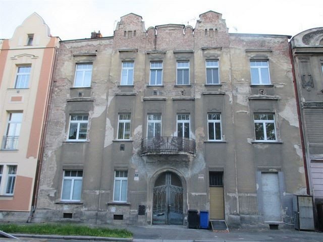 Josef Gočár, sgrafitové domy - foto
