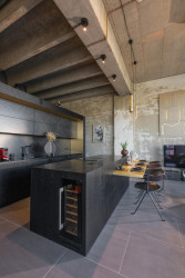 Developerská společnost PSN proměnila bývalou továrnu Microna na luxusní bytový dům Vanguard Prague