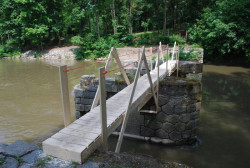 MIXAGE, Lávka přes Chrudimku – foto