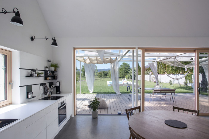 Letní dům, Totalstudio/ Tomáš Tokarčík, Aleš Šedivec