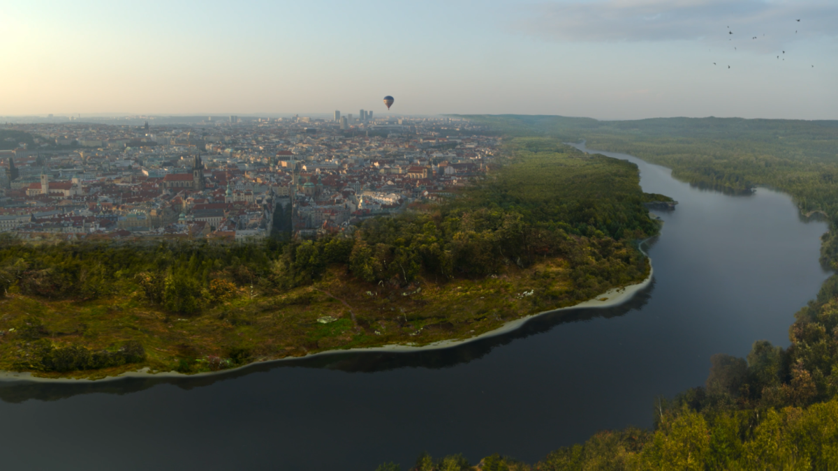 Od 21. března do 1. září bude v pražském CAMPu k vidění výstava Planeta Praha, která pozoruje město „očima“ rostlin a živočichů.