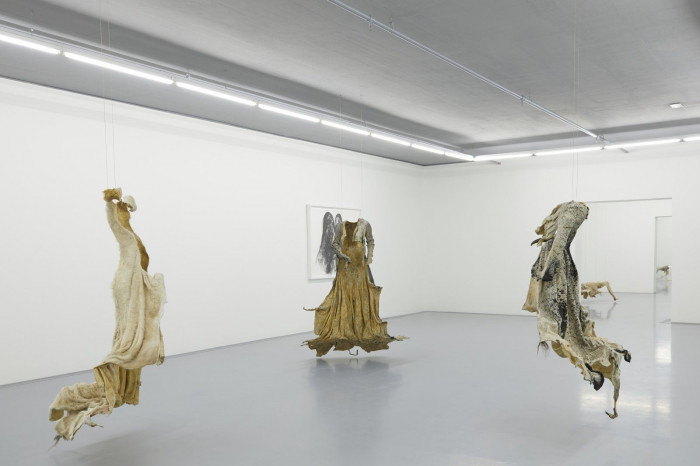 Muzeum Zeitz MOCAA, Thomas Heatherwick, umělec Nandipha Mntambo