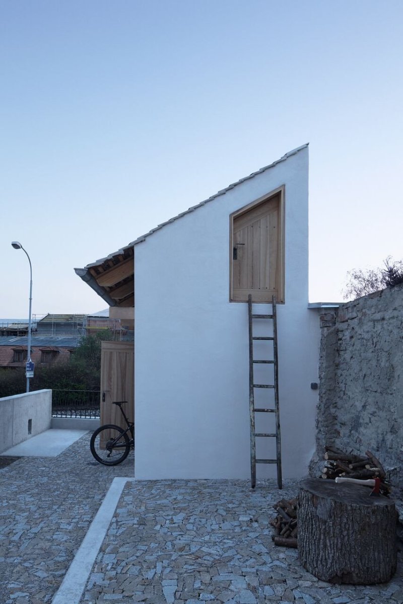 ORA, Štajnhaus