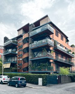 Venturino Ventura - Palazzina, 1965-1968. Ulice: via Piccolomini