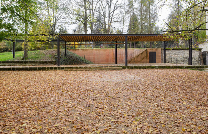 Obnova nábřeží řeky Loučné v Litomyšli, Rusina Frei