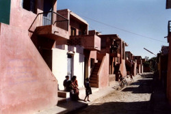 Nízkonákladové bydlení Aranya, 1989, Indore v Indii