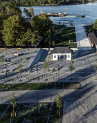 Kamencové náměstí se nachází před vstupem na městskou plovárnu. (Koncepce úprav okolí Kamencového jezera, studio Refuel)