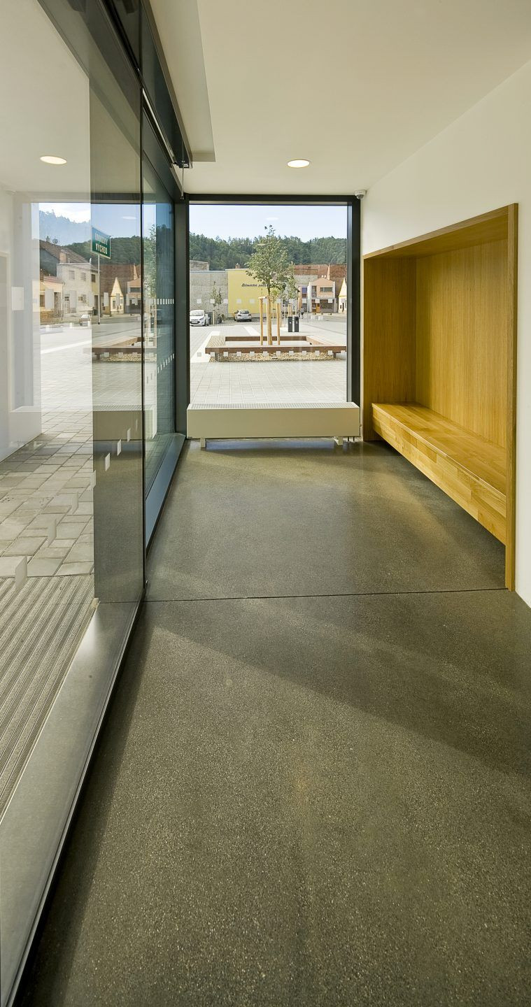 Revitalizace středu obce Bílovice nad Svitavou, P. P. Architects