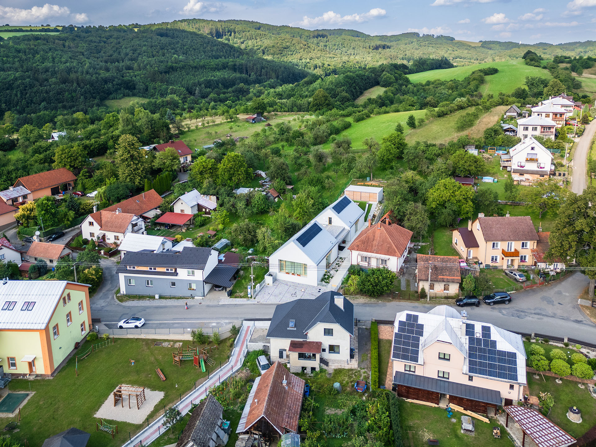 V Bratřejově vznikla školka na místě starého rodinného domu. (MŠ Bratřejov, talaša kutěj architekti)