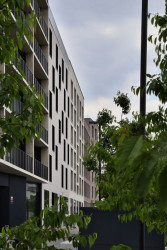 V Praze roste Smíchov City. Součástí tohoto rezidenčního komplexu je i bytový dům od ateliéru Kuba & Pilař.