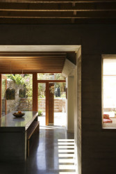 House 01, 02, TTT Thirtythreetrees; FOTO