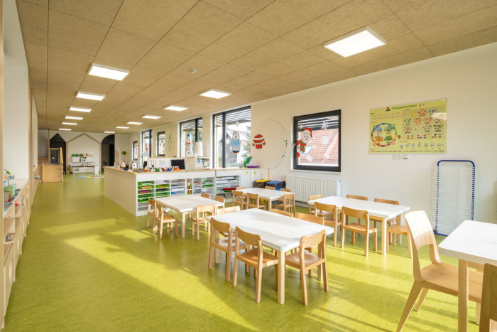 Interiér Mateřská škola v Uhříněvsi od KOMA MODULAR