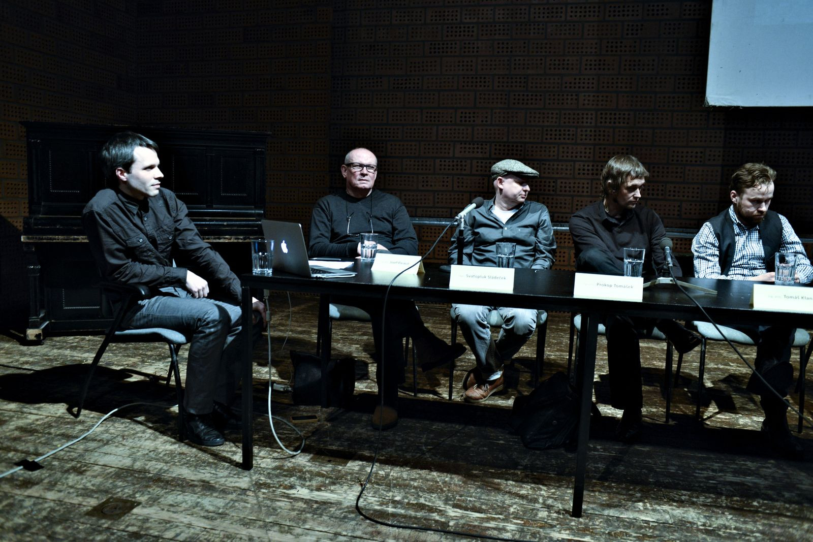 pořad ARCHITEKTI CZ tentokrát se sedmi architekty v Liberci, foto