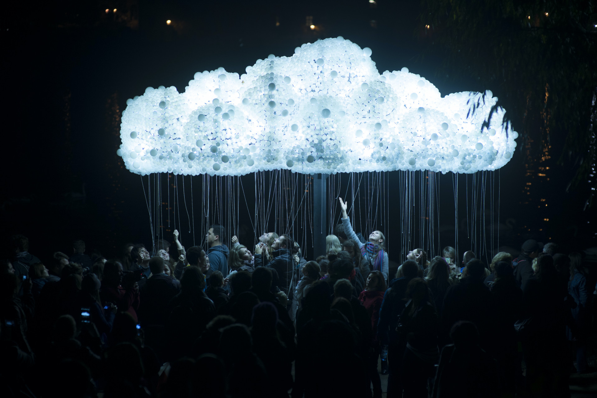 Vizualizace k letošnímu ročníku festivalu Signal - Caitlind Brown & Wayne Garrett, Vršovický zámeček