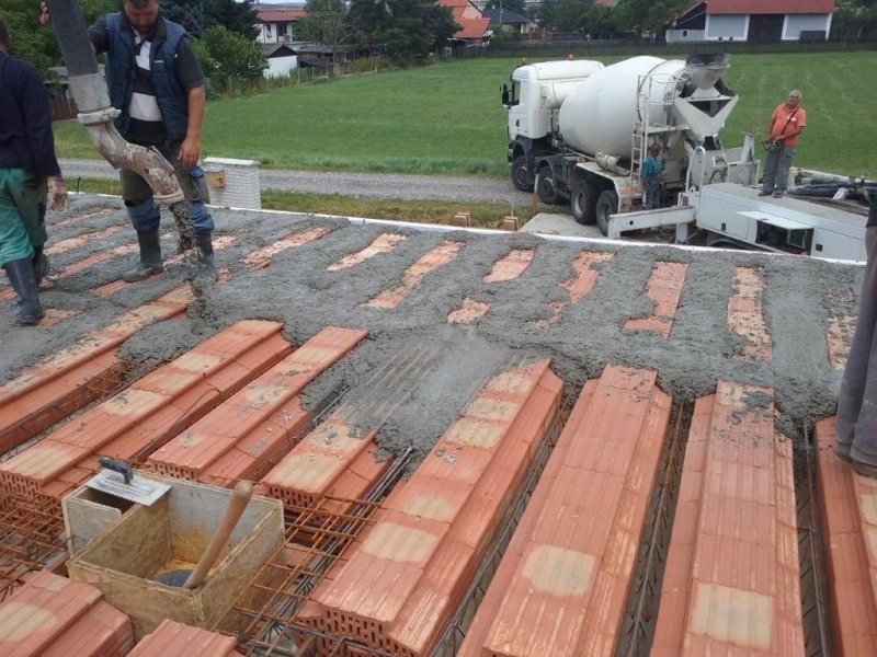 Realizace za použití stropní vložky MIAKO