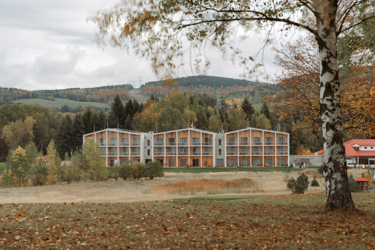 Golfový hotel v Sokolově od BekArch