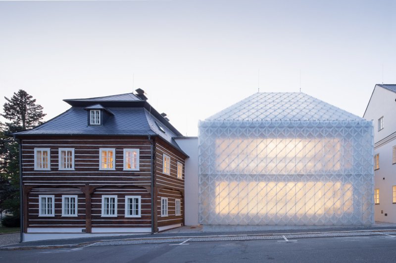 Lasvit; Opočenský Valouch architekti