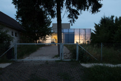 Dům v domě, PLURAL, Foto