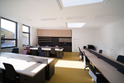 Studio Grulich architekti realizovalo v Líbeznicích pavilon základní školy.