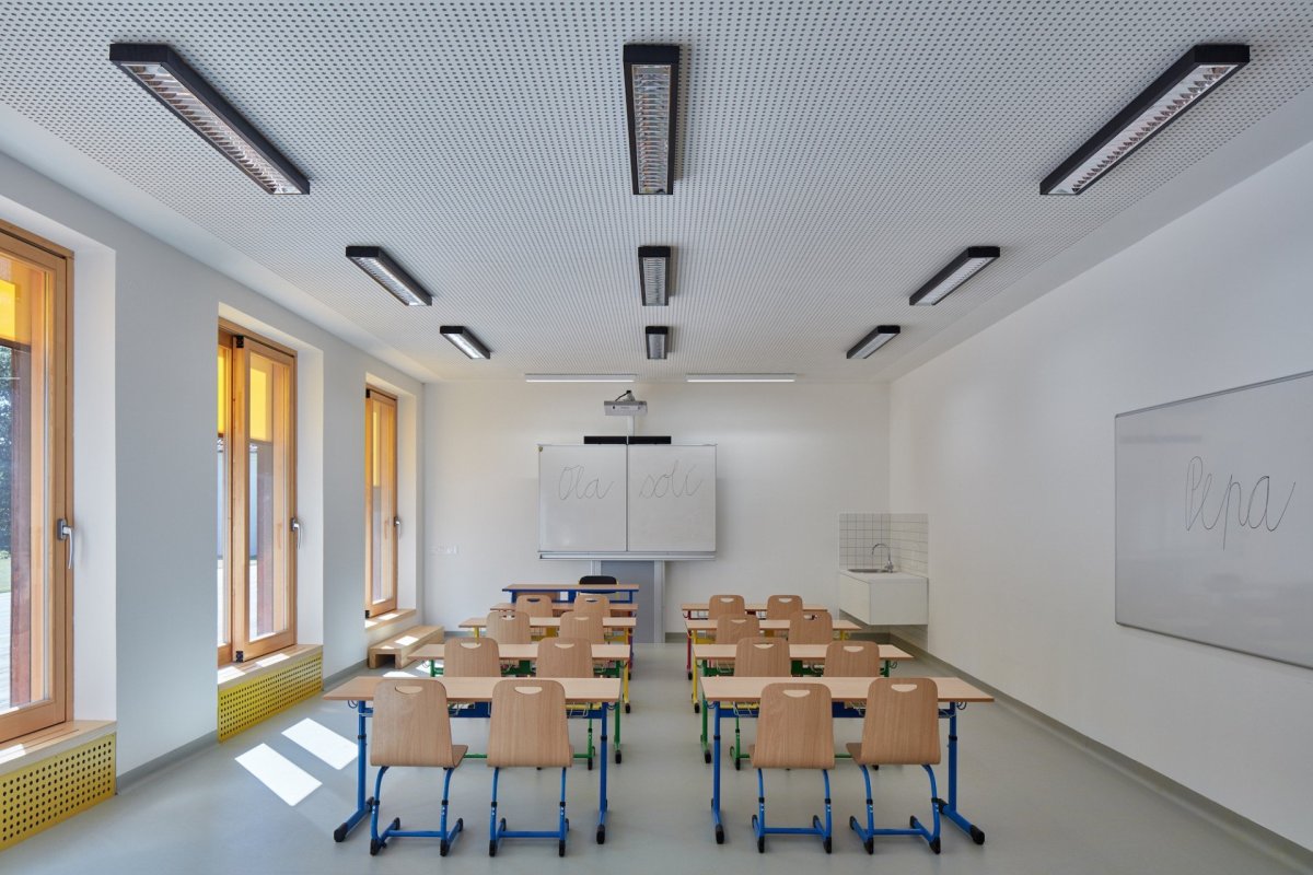 Rekonstrukce a rozšíření Základní školy Vřesovice, Public Atelier, studio FUUZE/ Jiří Markevič, Jaroslav Sedlák