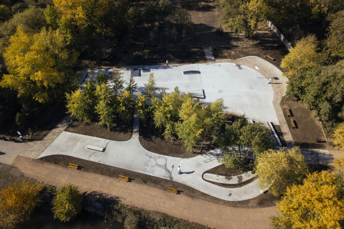 Volnočasový areál v Praze v Čakovicích, U / U Studio. Foto: Teodorik Menšl