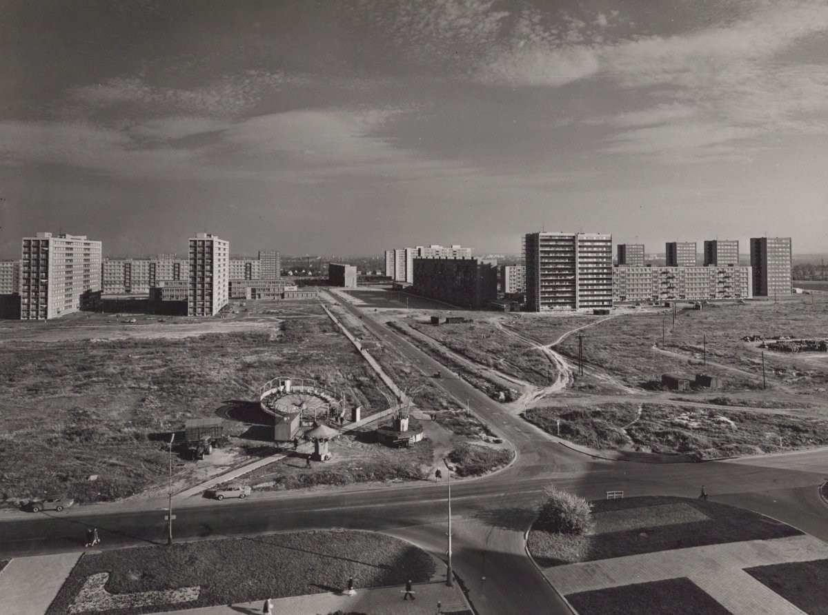 Projekt vznikl díky bohatému archivu fotografa Petra Sikuly a historikovi fotografie Pavlu Vančátovi.