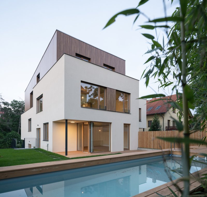 Brněnští architekti z ateliéru SENAA zrealizovali viladům v Praze