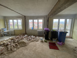 Z procesu rekonstrukce (Rekonstrukce bytu v Holešovicích; B² Architecture)