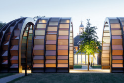 Serpentine Pavilon od Mariny Tabassum, architektky z Bangladéše