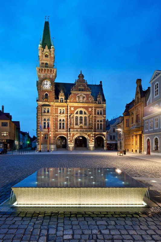 Vladimír Balda architekt & atakarchitekti, Rekonstrukce náměstí ve Frýdlantu – foto