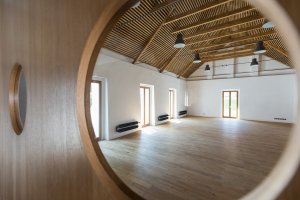 Rekonstrukce hospody se sálem v Máslovicích, Bod Architekti