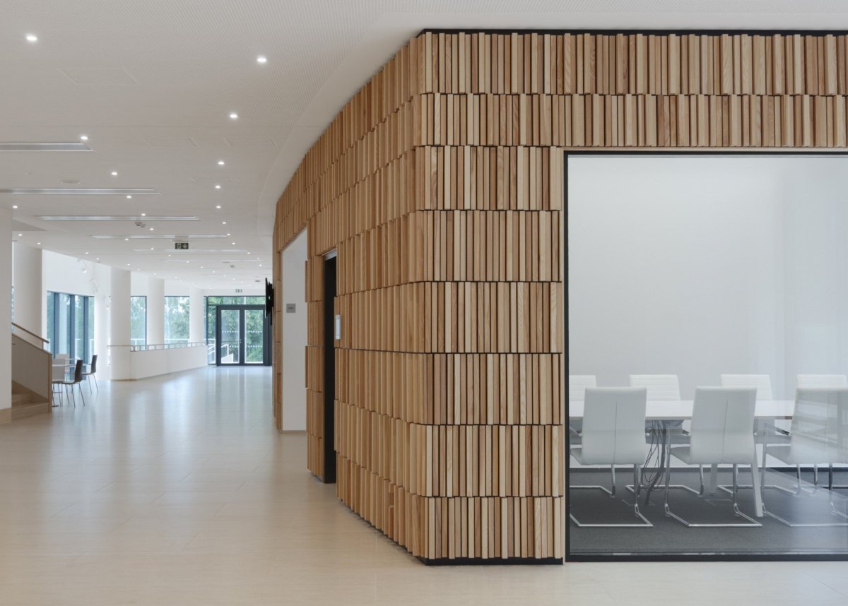 Pavilon IMPAKT MFF UK, majo architekti / Jan Jaroš, Štěpán Jablonský