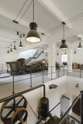 Pohled do expozice (Muzeum starých strojů a technologií v Žamberku, Ateliéru Walter)