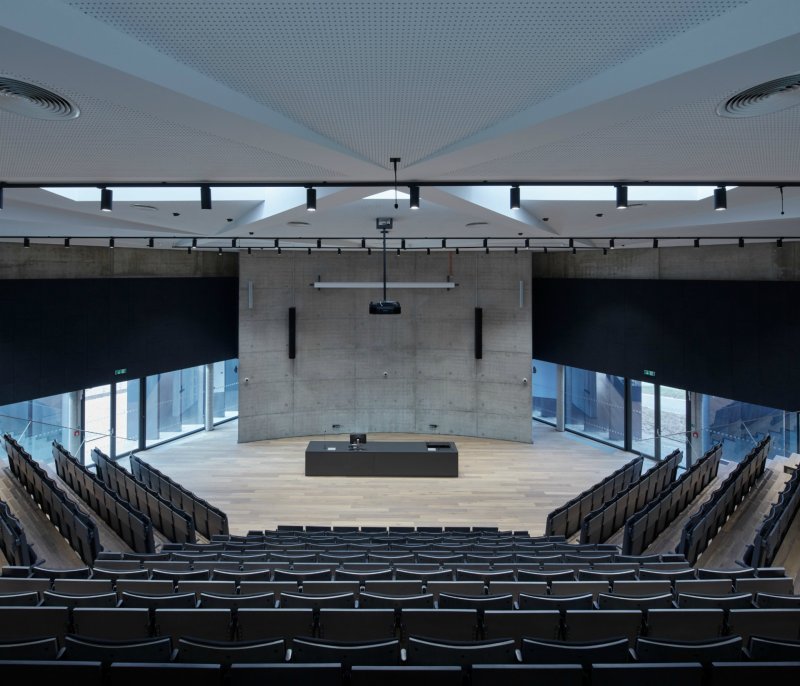 Výukové centrum VŠPJ, Qarta Architektura