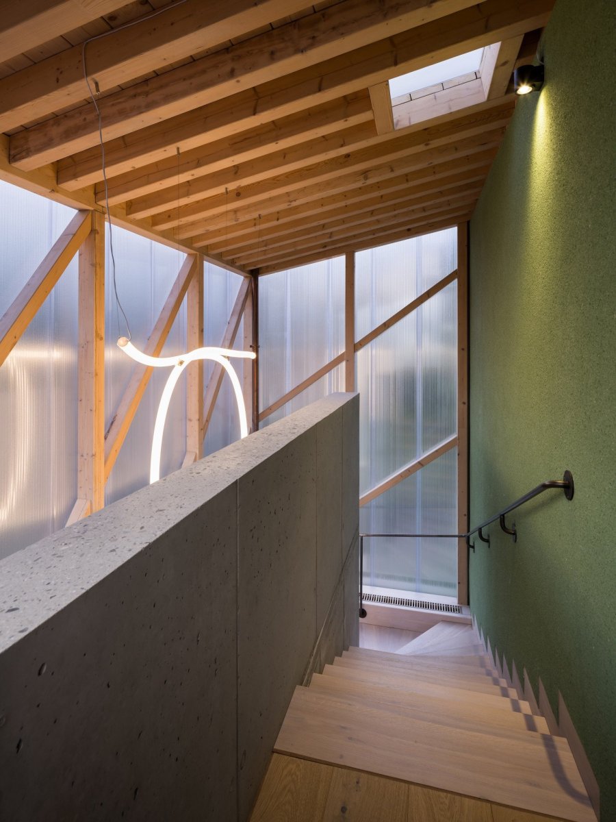 Schodiště (AOC architekti, rezidence Zelený dům)
