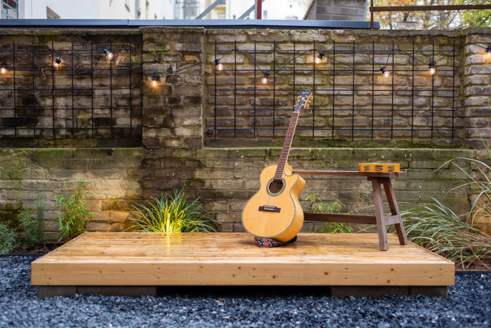 Rekonstrukce restaurační zahrady Hoja, Petr Danda