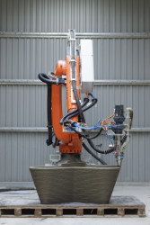 Minimalistické květináče TYPO vyrábí mmcité pomocí 3D tisku jako jedna z prvních firem v České republice