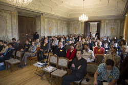 Konference Pojďme dělat město, přednáškový sál žďárského zámečku