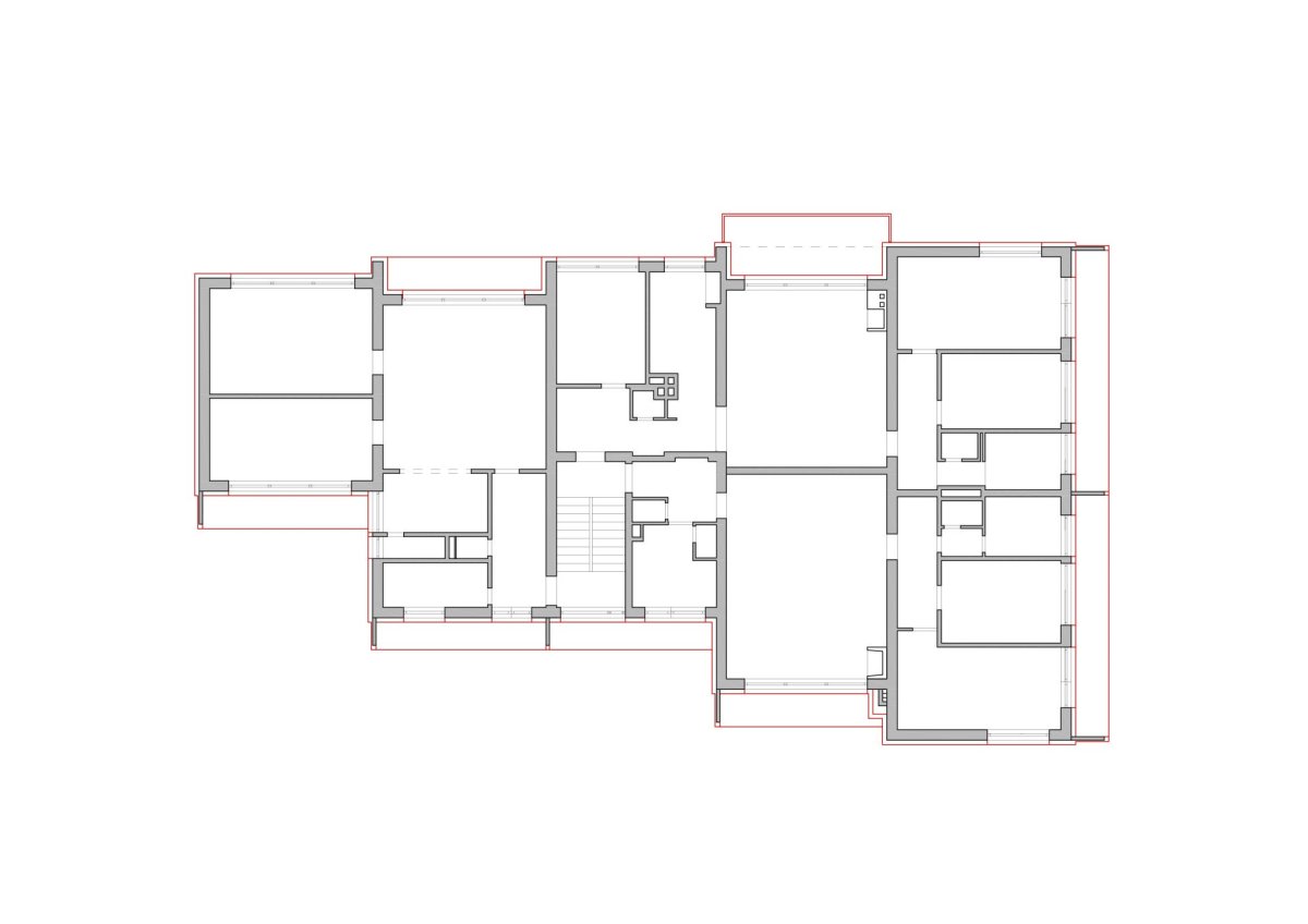 Rekonstrukce bytu a bytového domu Nový Svet, ARCHITEKTI mikulaj & mikulajová - Půdorys typického podlaží bytového domu
