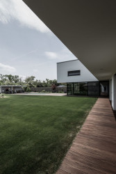 plusminusarchitects, Rodinný dom Rusovce – foto