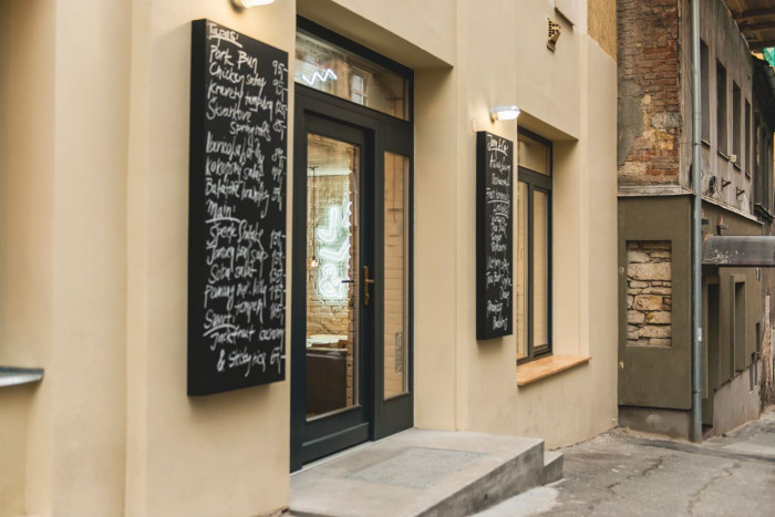 0,5 Studio, Jam and Co., venkovní posezení – foto