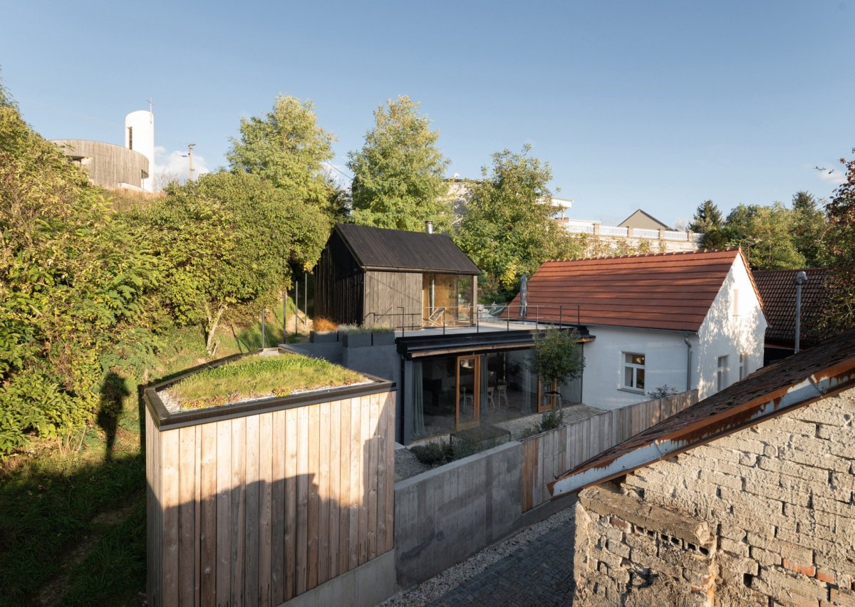 Víkendový dům v Bukovanech od studia SENAA architekti