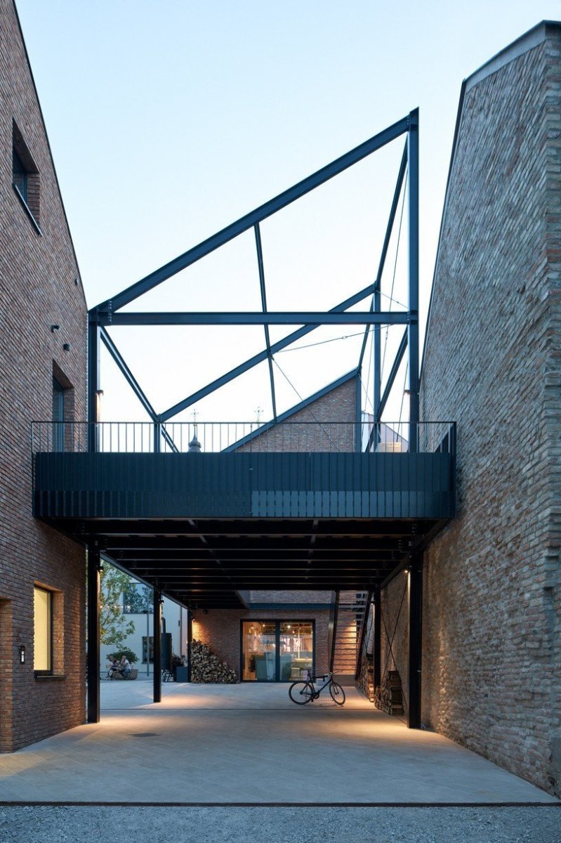 Projekt Nádvoří v Trnavě, Vallo Sadovsky architects