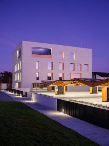 BUDEXHub po setmění (Kanceláře postavené z CLT panelů; Studio Perspektiv)