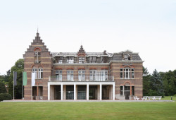 Přestavba psychiatrické léčebny PC Carritas v Belgii, Architecten de vylder vinck taillieu