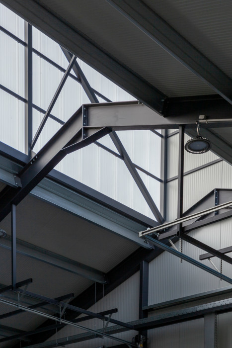 White Shed - zemědělské dílny Opatov, Atelier 111 architekti/ Veronika Indrová, Jiří Weinzettl