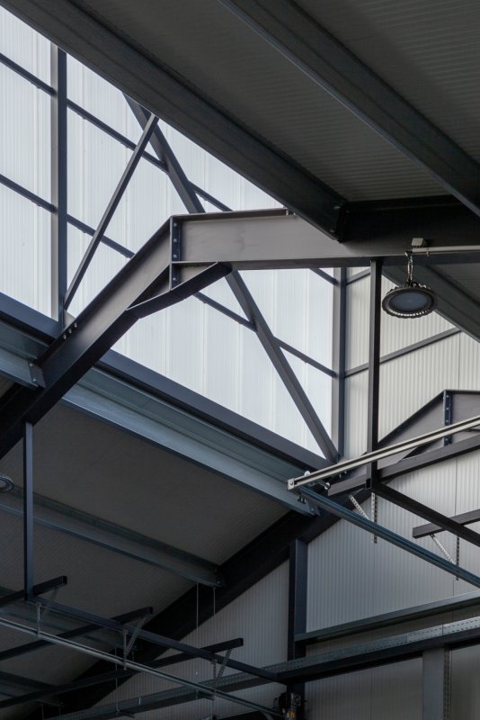 White Shed - zemědělské dílny Opatov, Atelier 111 architekti/ Veronika Indrová, Jiří Weinzettl