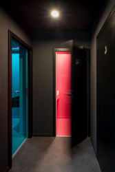 Kavárna Kontejner na Ortenově náměstí od Collarch studia