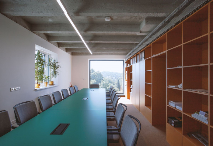 Administrativní sídlo firmy Jolly Joker, Totalstudio