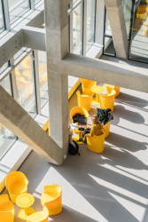 Architektonické studio Kuryłowicz & Associates realizovali ve Varšavě novou budovu Fakulty aplikované lingvistiky a moderních jazyků Varšavské univerzity